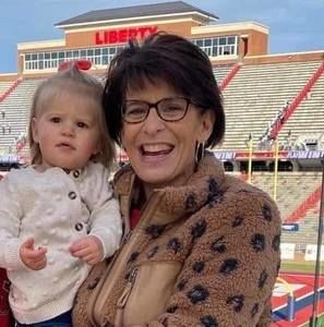 Meet your Posher, Carol